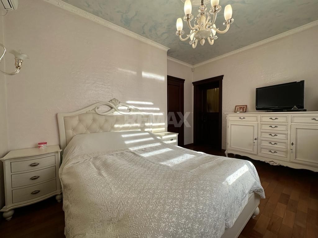 Casă în Buiucani, de vânzare, cu suprafața de 338m2. Pe teren de 14 ari. - Poză 18