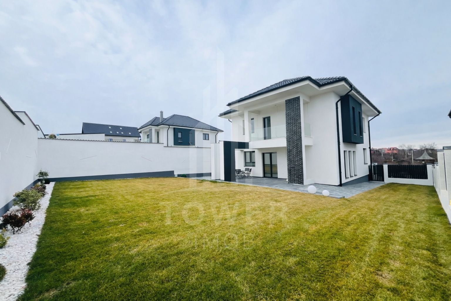 Casa moderna Premium - Poză 1