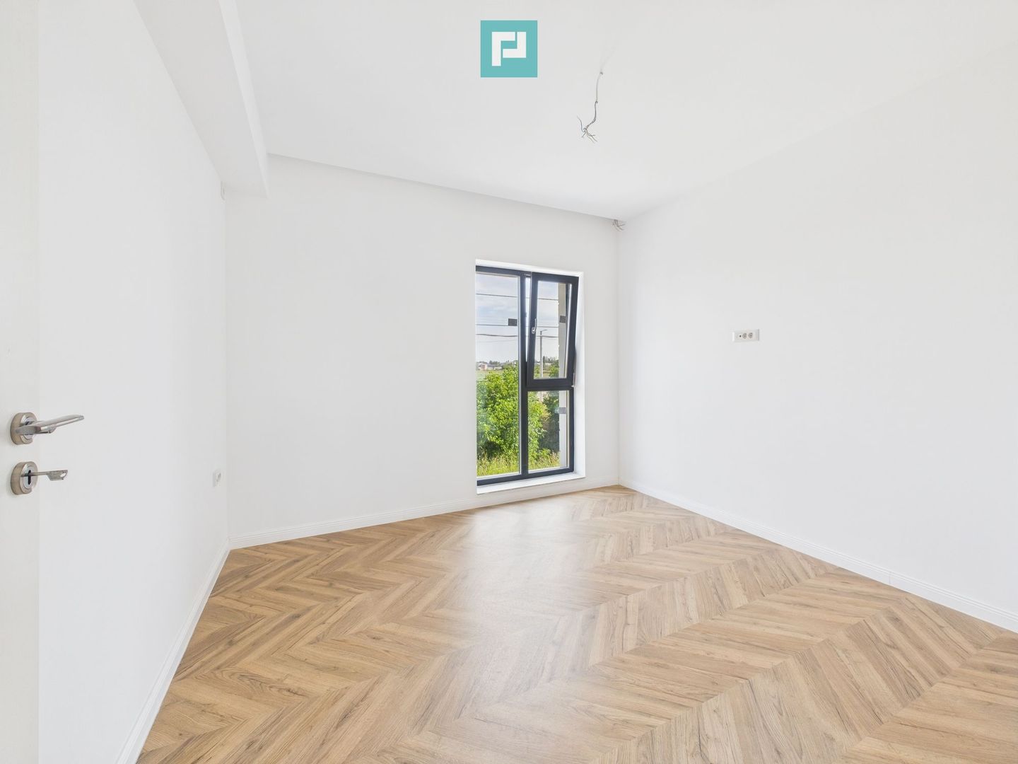 Casă nouă P+1 – curte, 3 camere, 2 locuri de parcare, Otopeni - Poză 9