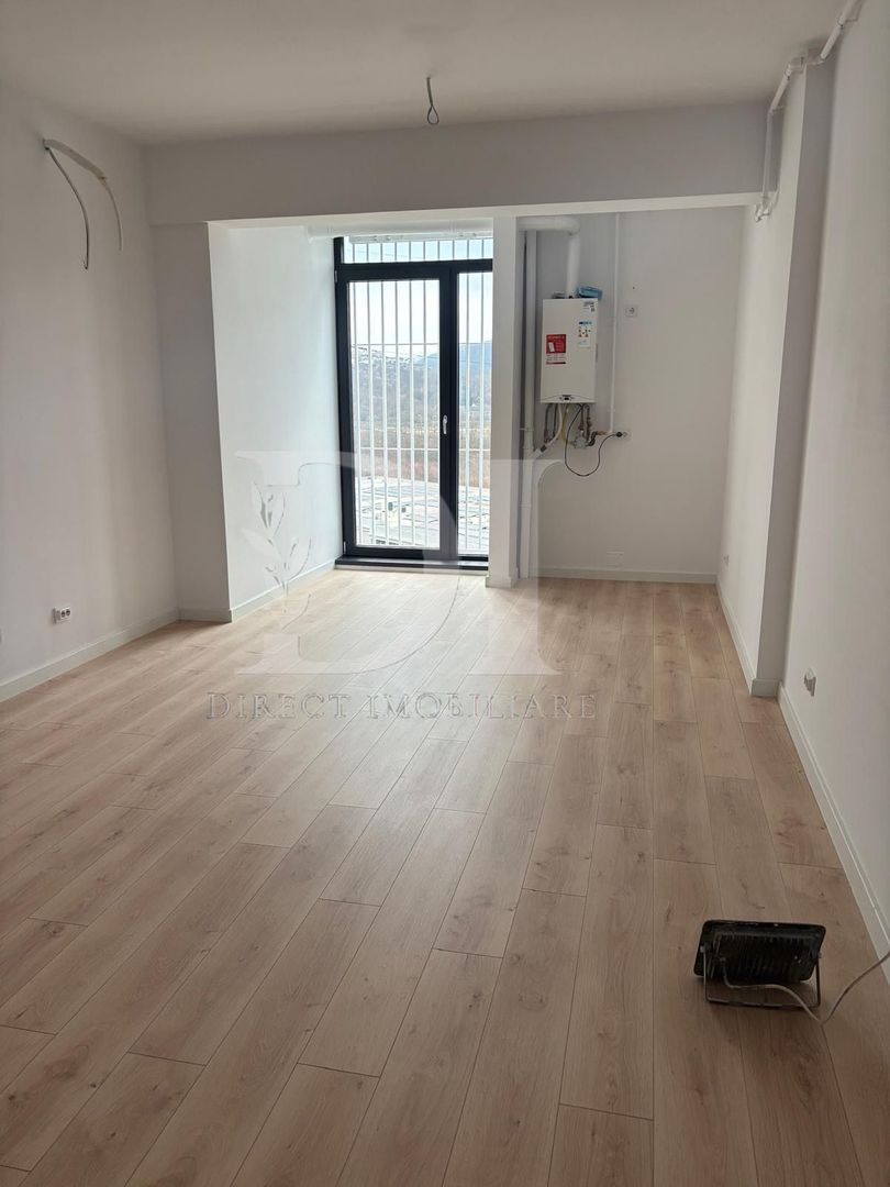 Apartament  de vanzare/ Zona BMW :Floresti - Poză 1