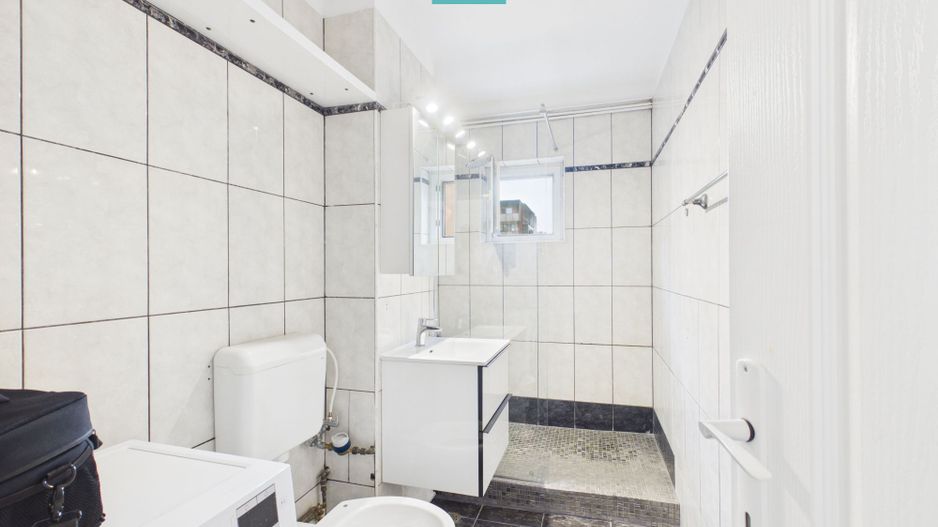Apartament lux 3 camere de închiriat central Arad - Poză 4