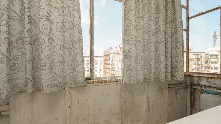 Apartament de vanzare 3 camere - Teiul Doamnei. - Poză 18