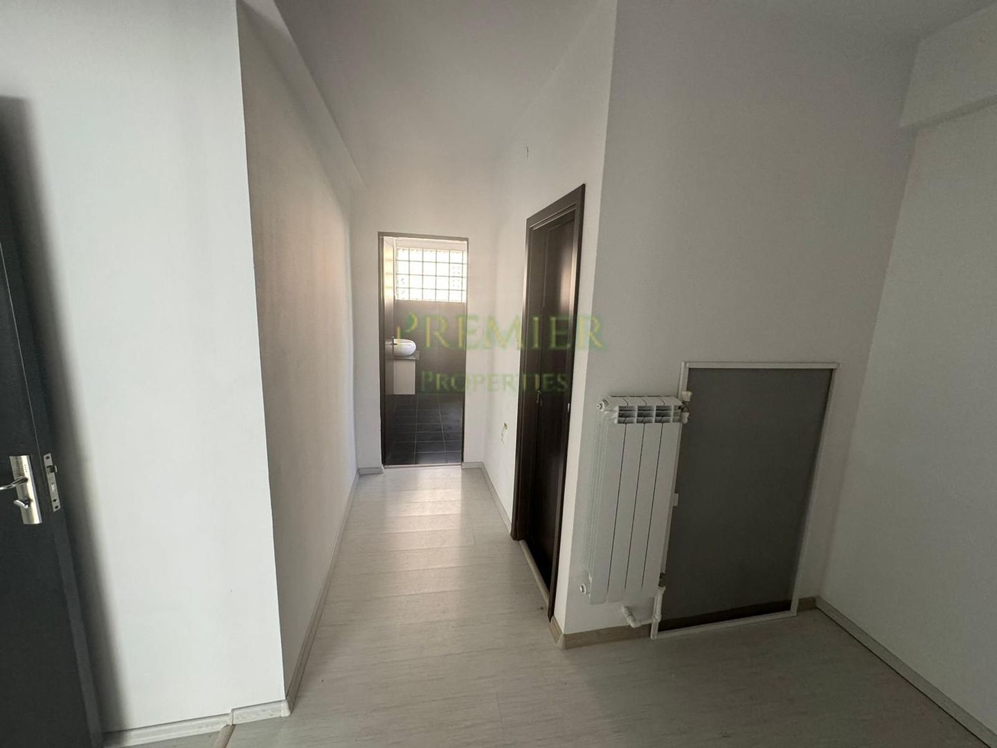 Oportunitate investitie cladire birouri proprie centrala pe fiecare etaj - Poză 16