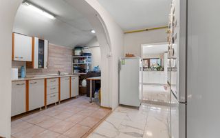 Casă 157 mp utili, complet mobilată și utilată modern - Poză 15