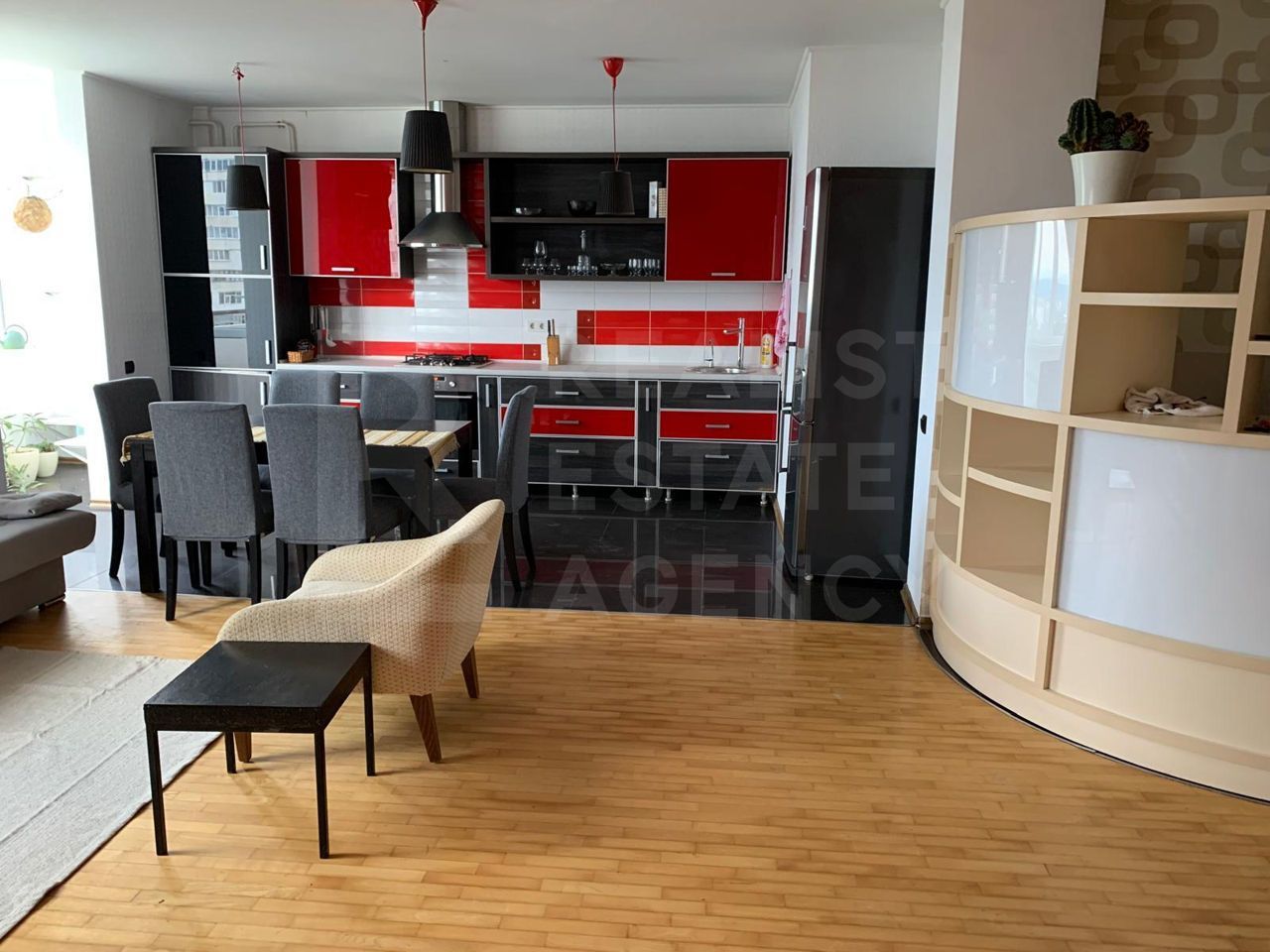 Chirie, apartament, 3 camere, bulevardul Traian, Botanica - Poză 2