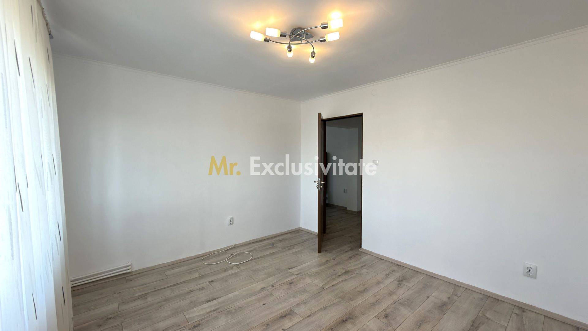 Apartament 3 camere MV1, Zona Trilak - Str. R. Ferdinand I - Carei - Poză 12