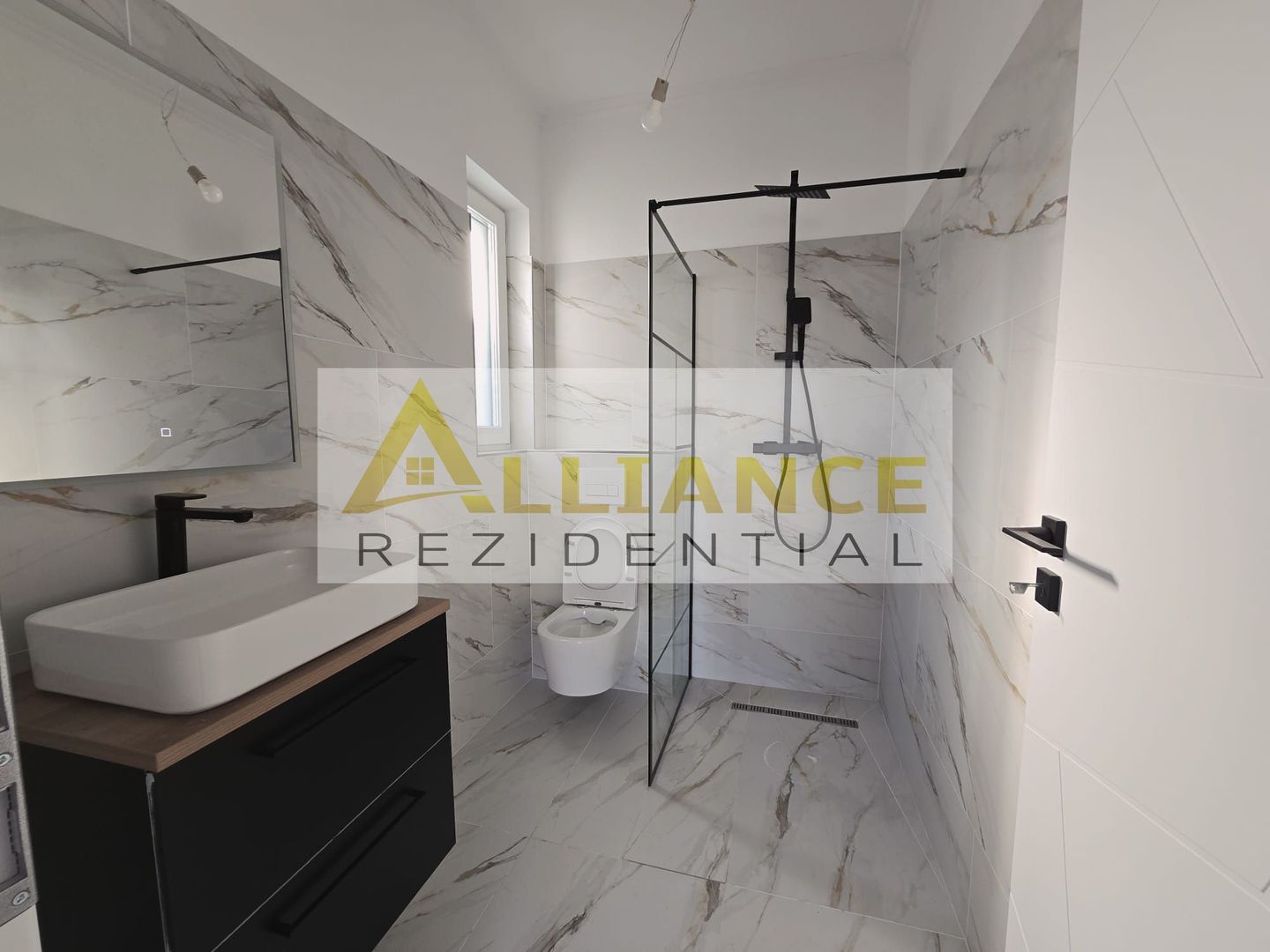 Casa 3 Camere | 600 m de Blv. - Poză 6