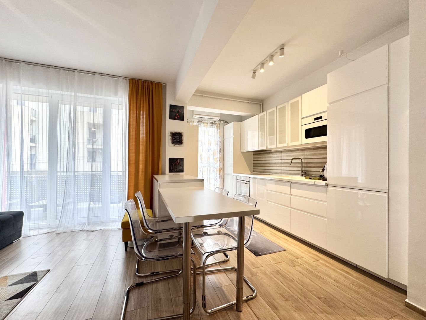 3 camere Braytim, modern, lift, etaj 1, balcon generos - Poză 11