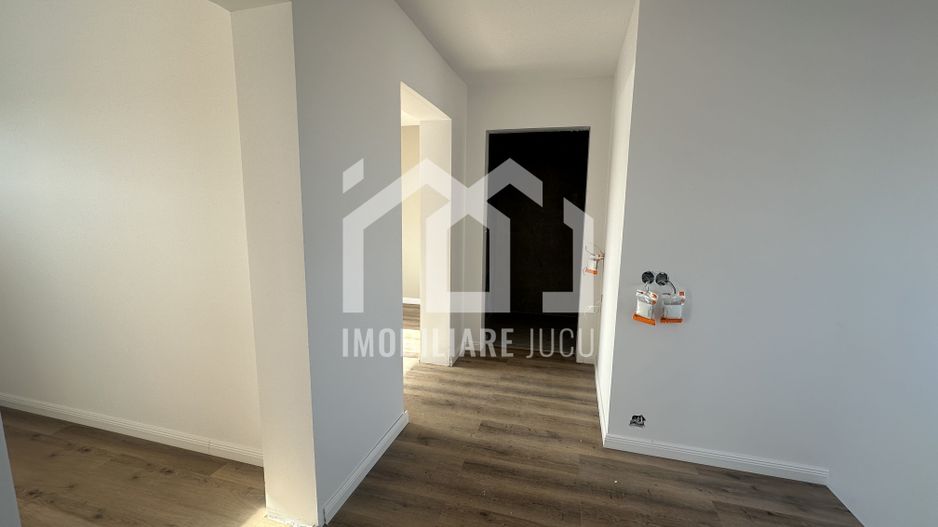 Casă individuală finisată, curte 780 mp – Jucu de Mijloc - Poză 10