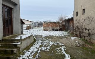 Casa de vanzare D+P+E+M cu 5 camere în Livada De Bihor - Poză 12