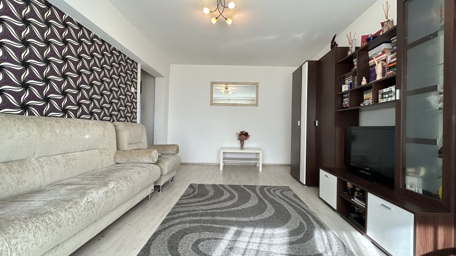 Apartament 4 camere 90 mp loc parcare centrala termica Inel 2 - Poză 2