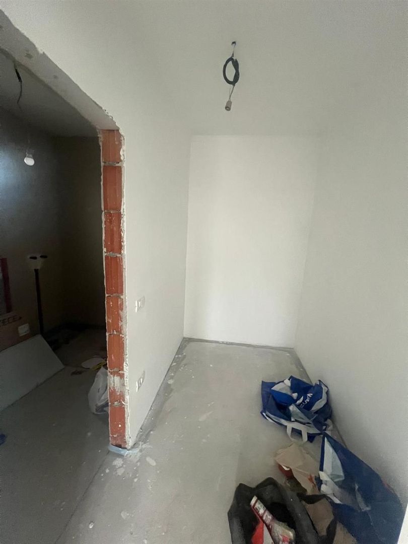 Casa partial finisata in Santandrei - Poză 6