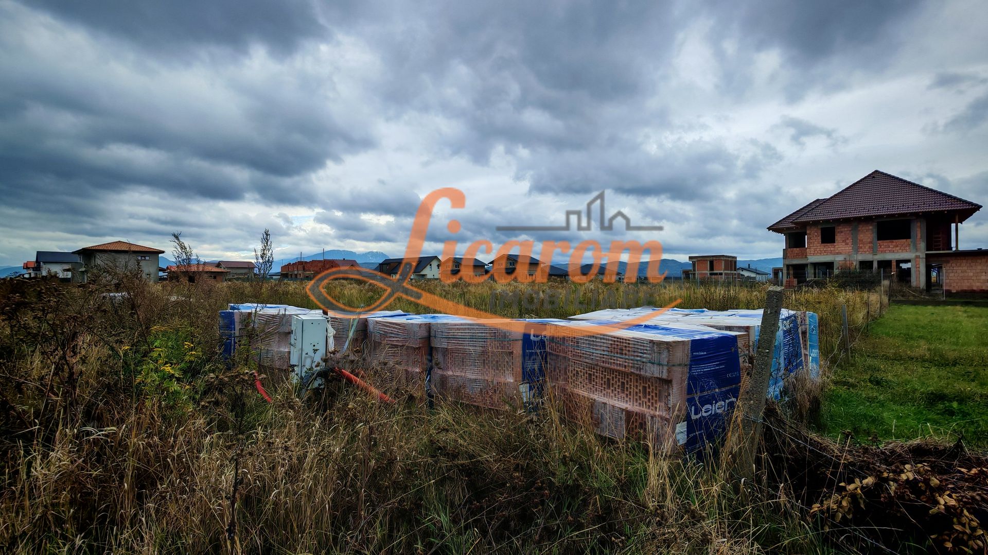 Teren intravilan 500 mp localitatea Cristian Brasov pret 58000 euro - Poză 3