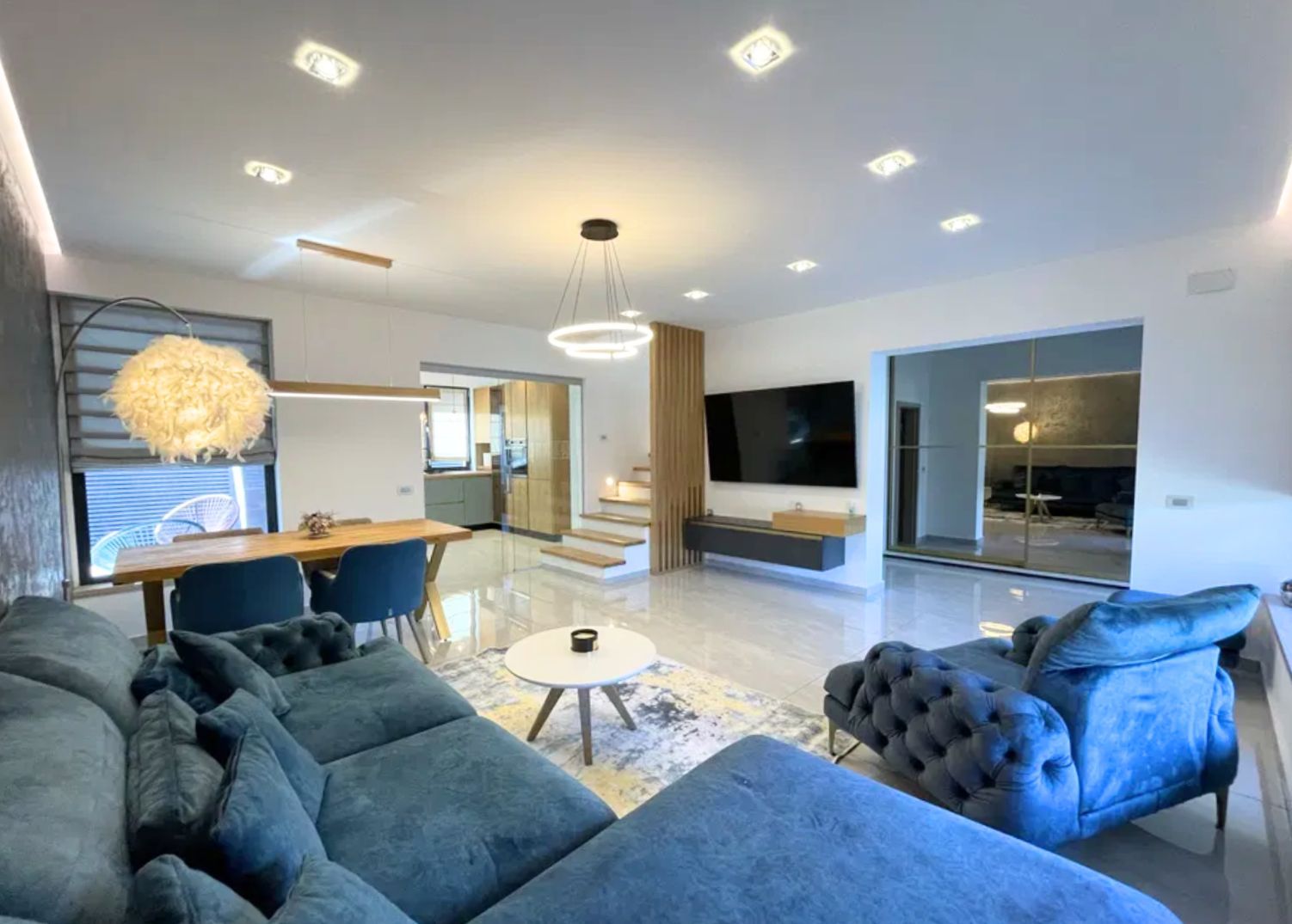 Vilă modernă de închiriat în zona Iancu Nicolae - Poză 1