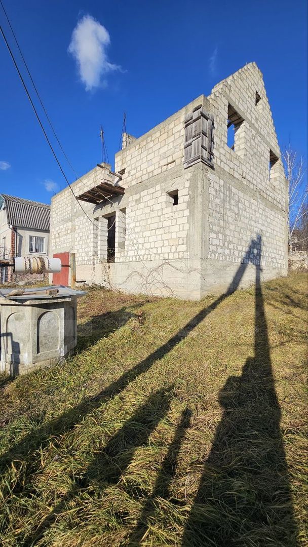 Vânzare, casă, 2 nivele, 4 camere, com. Cruzeşti - Poză 3