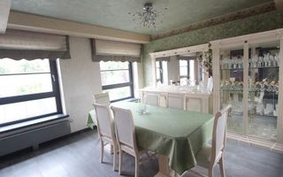 Casă / Vilă cu 7 camere în zona Lipovei - Poză 2