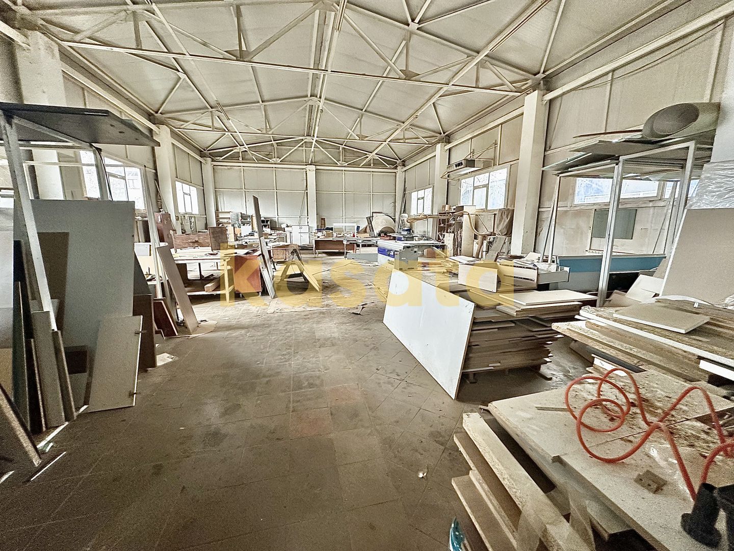 Hală producție | Subsol + Parter + Etaj | Corp anexă | Parcare curte - Poză 32