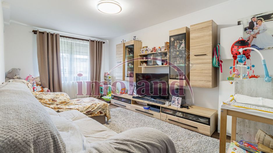 Apartament - 3 camere cu centrala proprie - Vanzare - Pta Rahova - Poză 1