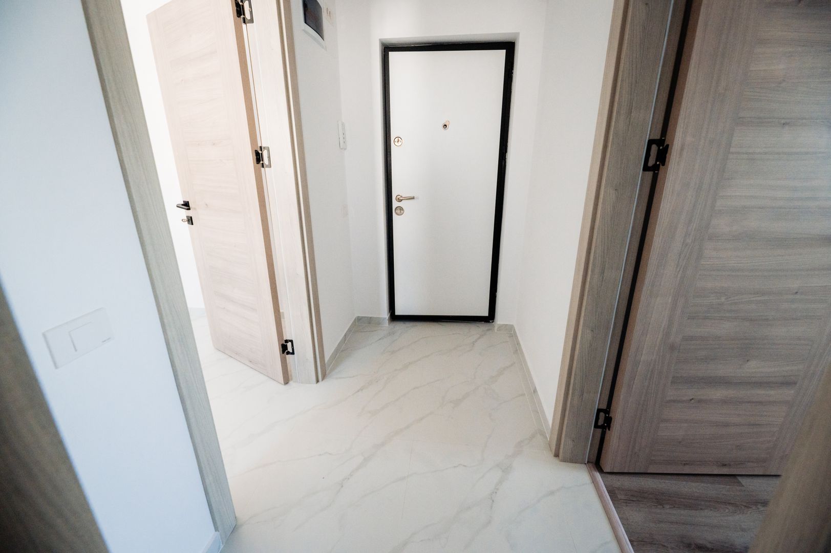 Garsoniera noua in bloc finalizat - zona Grand Arena Mall, Sectorul 4 - Poză 9
