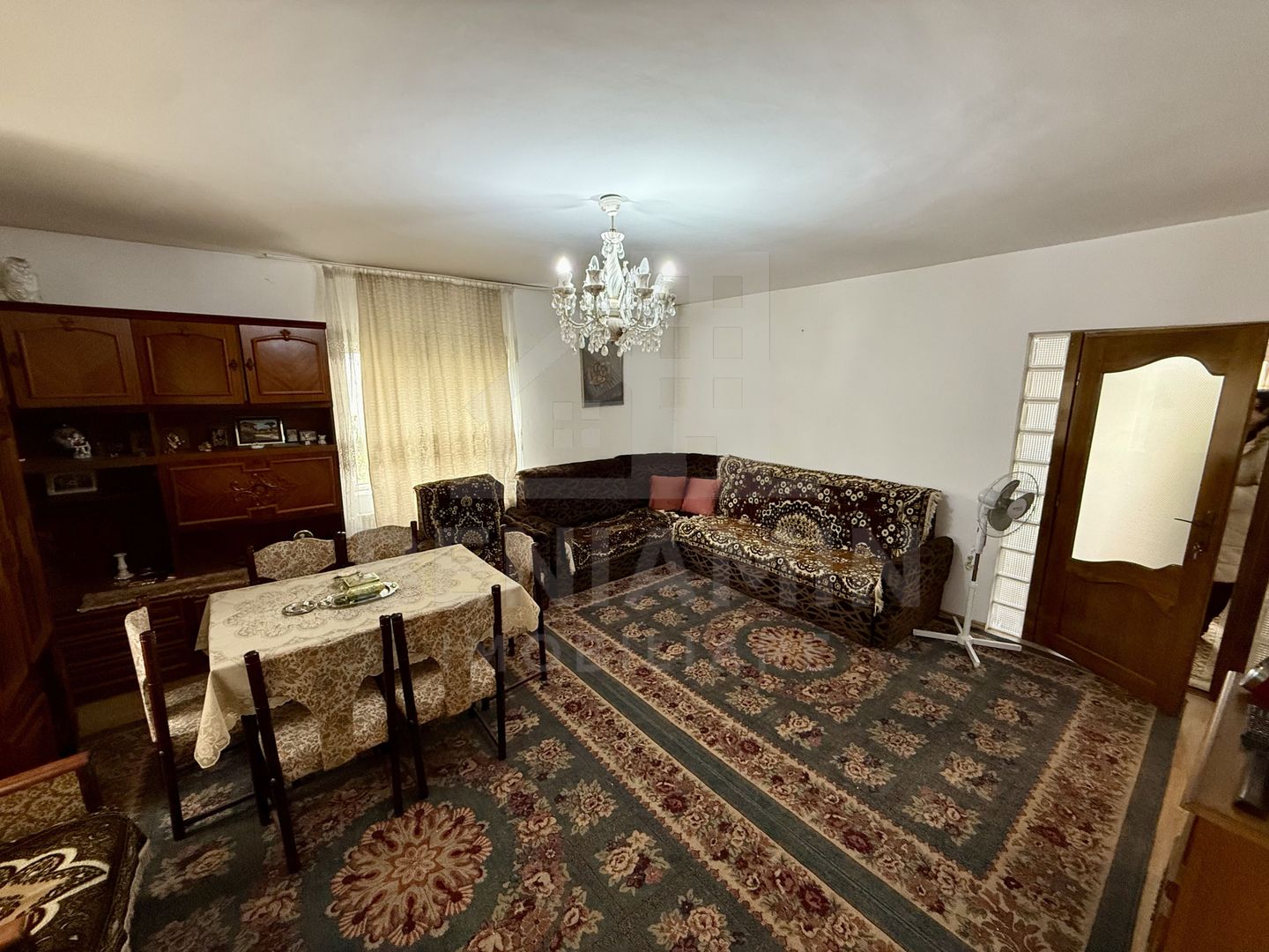Casa spatioasa - D+P+1+M - 226mp - Bibescu - 1Mai - Poză 3