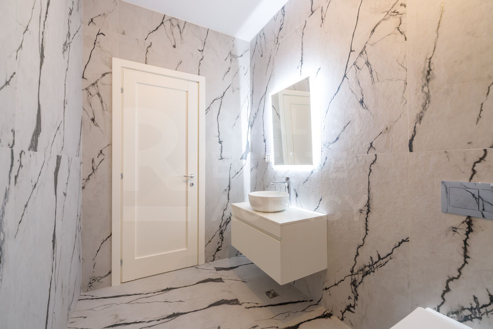 Apartament cu 2 camere, Becali Imobiliare, București, Pipera - Poză 12