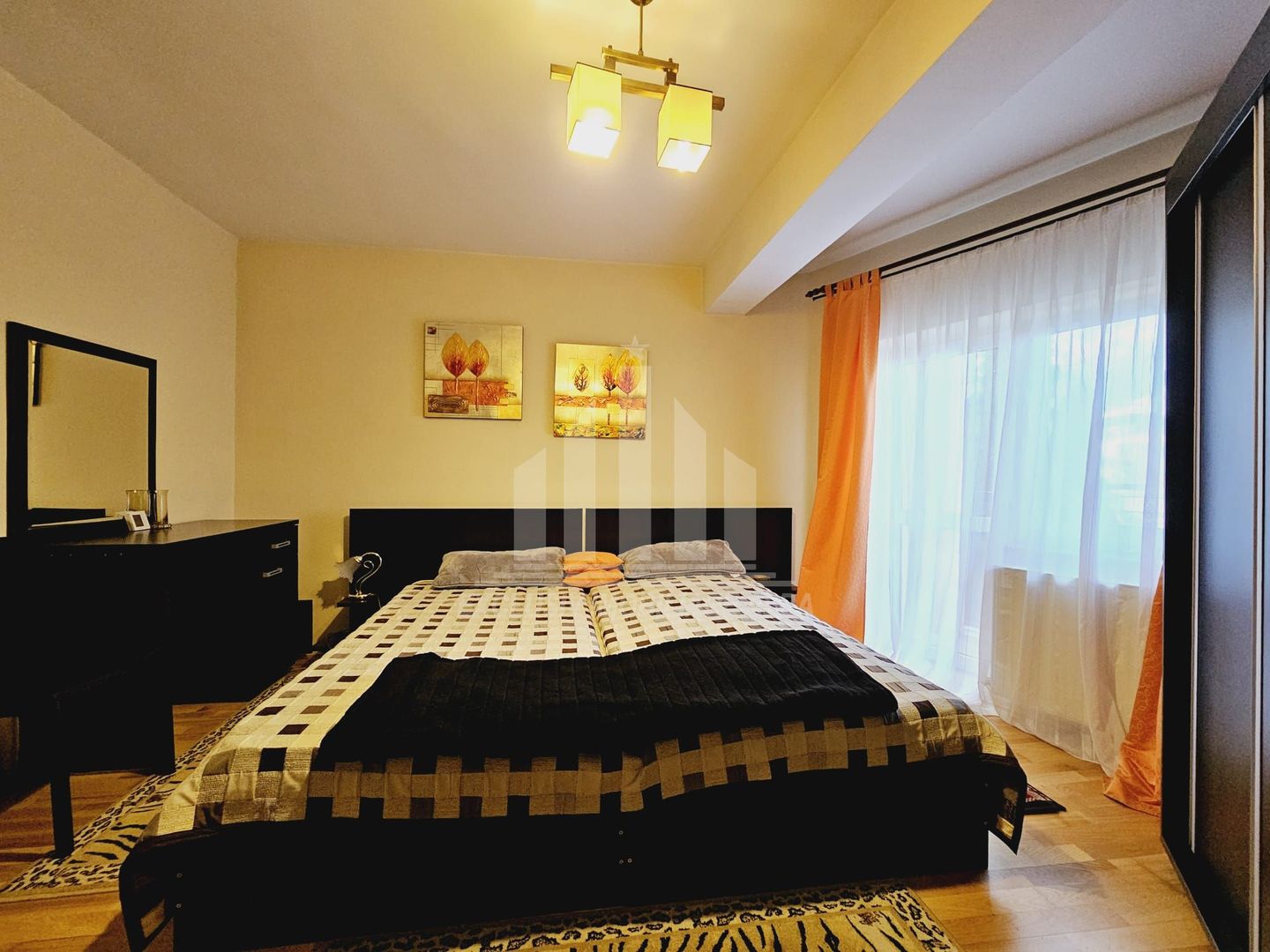 Casa individuala | Pensiune | 550 mp | 1100 mp teren | Cetate - Poză 6