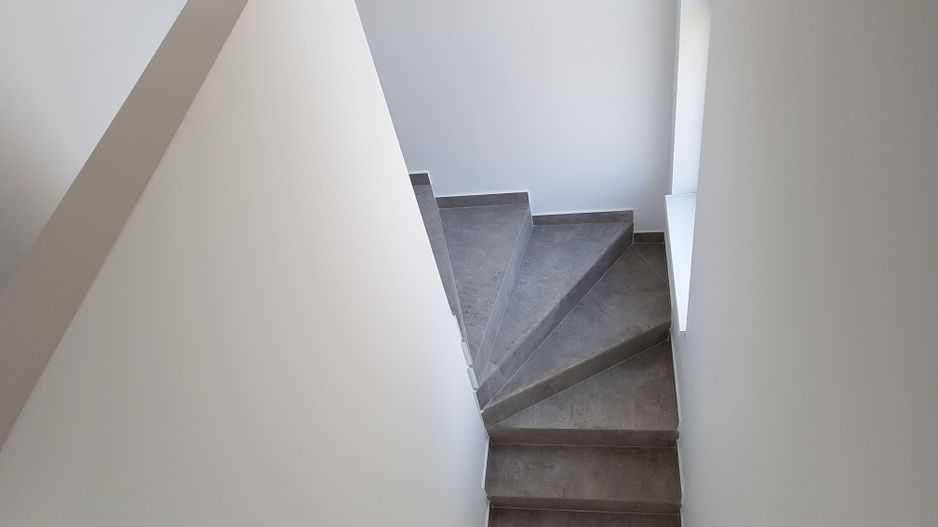 Locuinta cu 3 camere, curte si 2 locuri de parcare - Poză 10