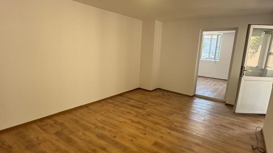 Casă renovată, 2 camere – str. Plevnei - Poză 3