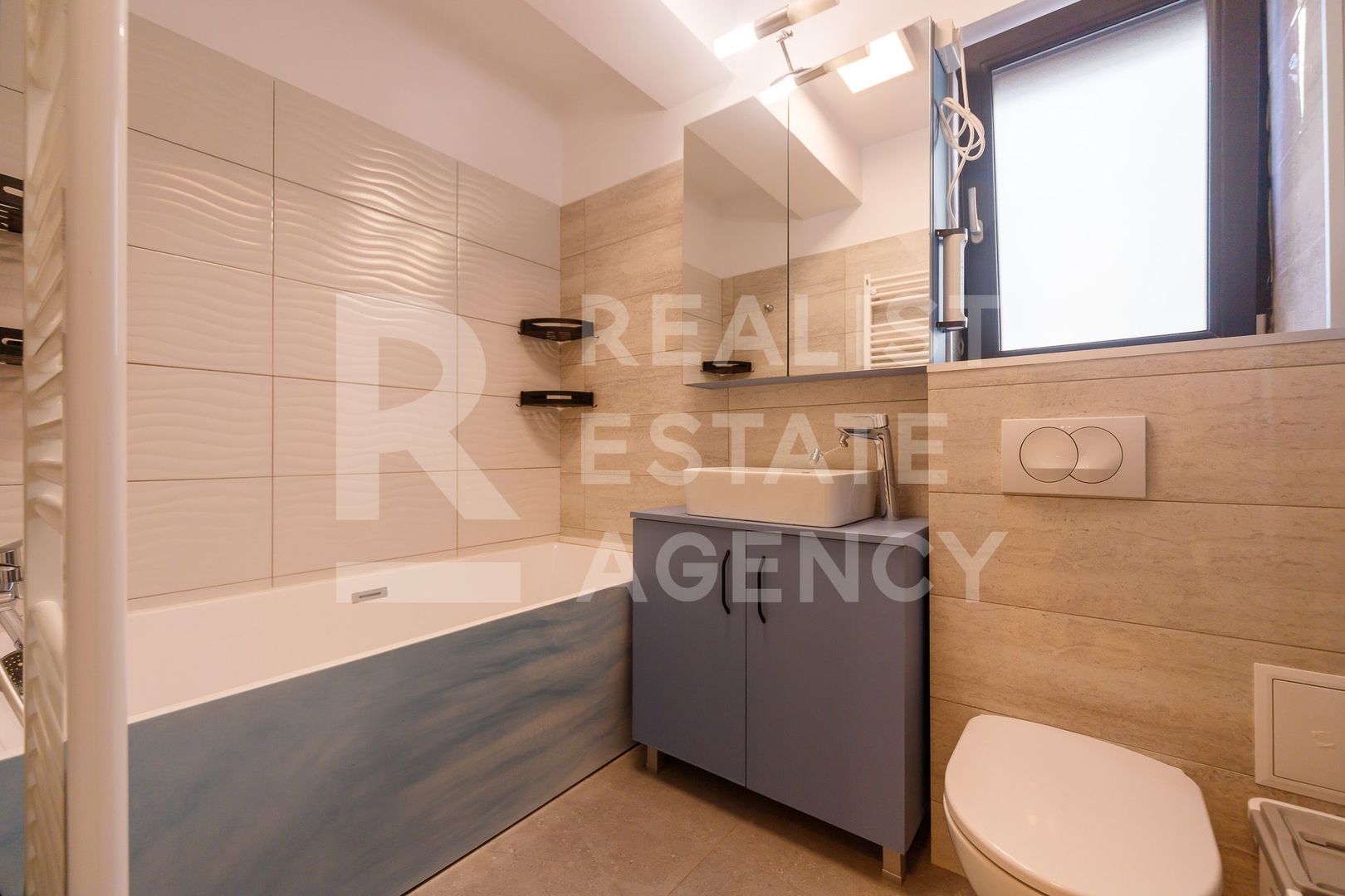 Vânzare, apartament cu 3 camere în zona Lujerului - Poză 18