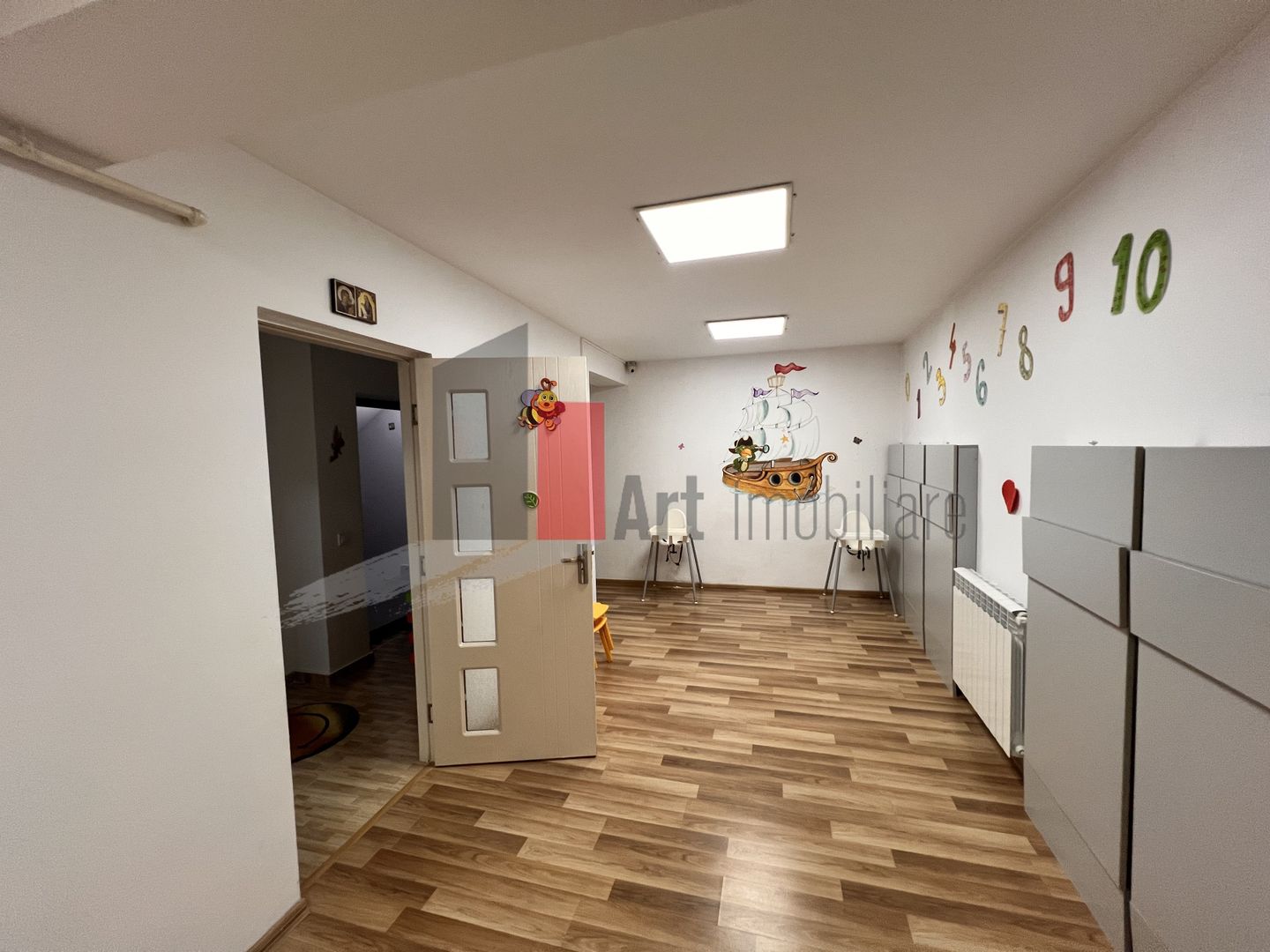 Apart Hotel,  VILA,  D+P+2E+ MANSARDA , 7 garsoniere,  apart. cu 2 si 3 camere - Poză 42