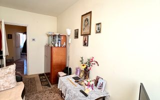 Apartament decomandat / etaj intermediar / Zona Grigorescu - Poză 3