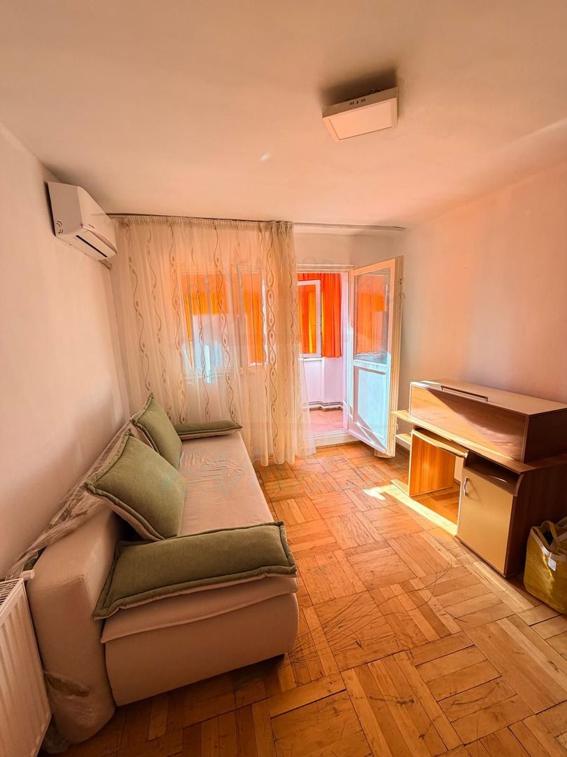 Inchiriem apartament cu o camera la PS-uri , tiglina 1, pret 250 euro. - Poză 1