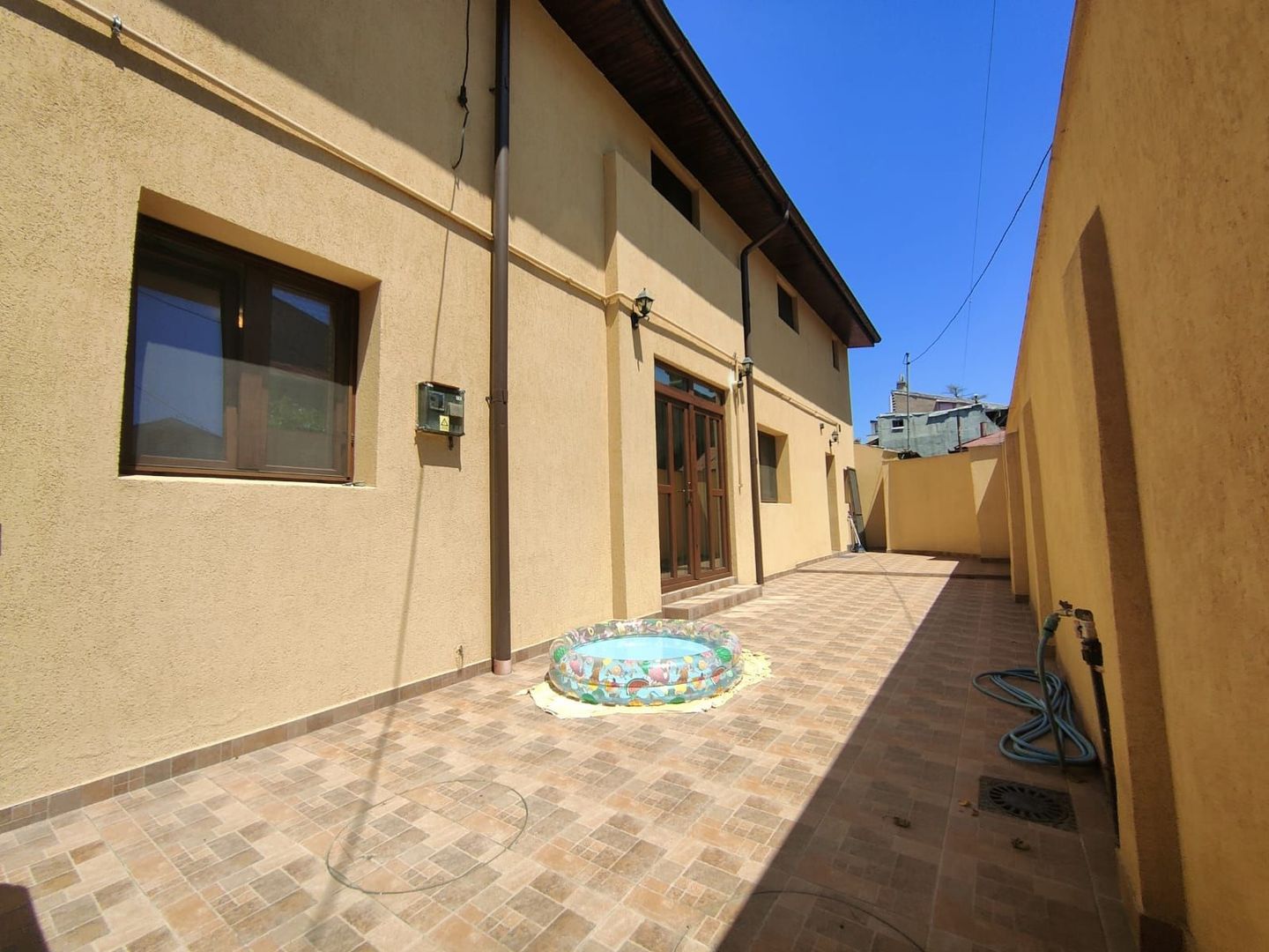 Închiriere Vilă 4 Camere | P+1 | Banu Manta - Pasaj Basarab | 5 minute de Metrou - Poză 2