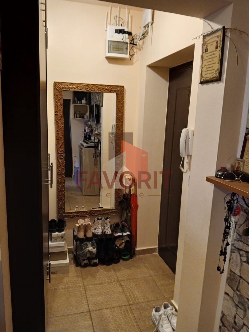 2 camere, semidecomandat | etaj 5 | centrala proprie | 2 balcoane | zona buna - Poză 11