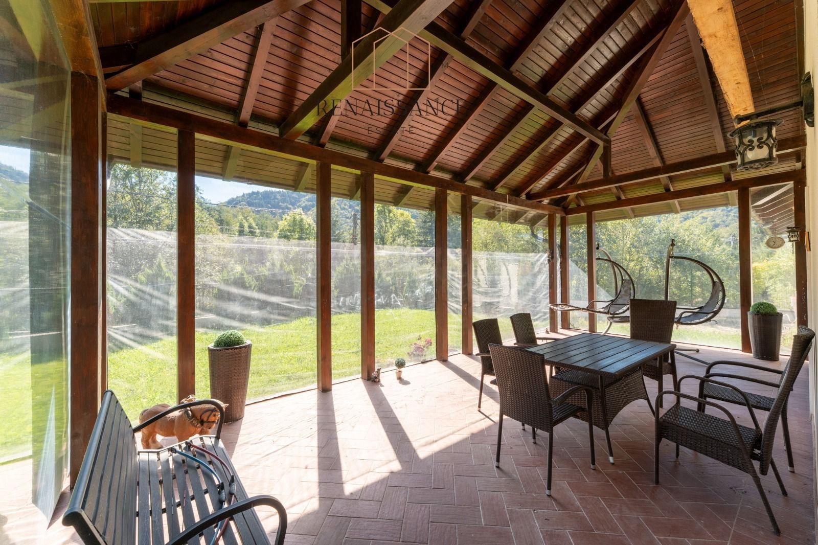 Cabana de Vis in Poiana Marului | Aproape de Lac | 817 mp Teren - Poză 12