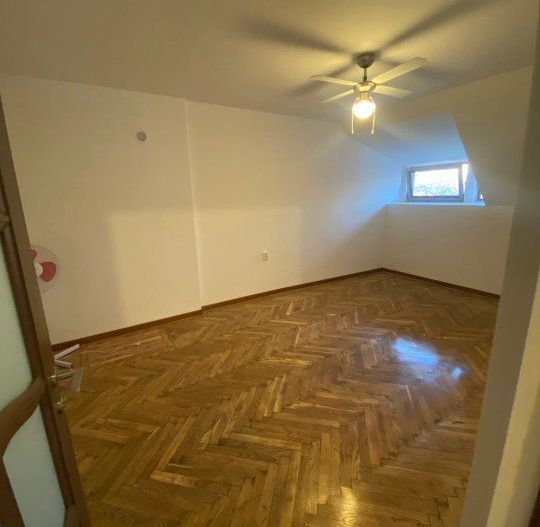 Capitale Dorobanti/ Deosebit in vila/Apartament trei camere - Poză 4