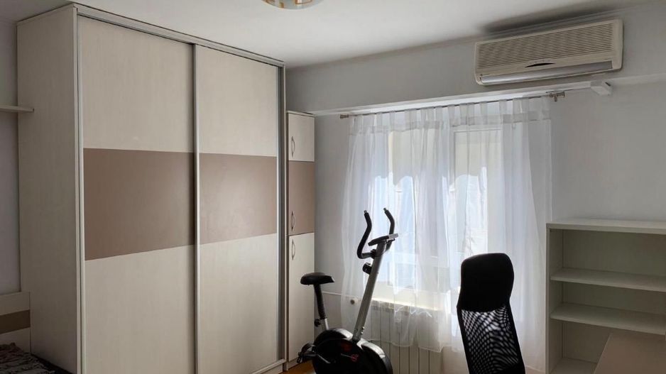 AP. 3 CAMERE SPLAIUL UNIRII, BUCATARIE INCHISA, MOBILAT/UTILAT MODERN - Poză 3