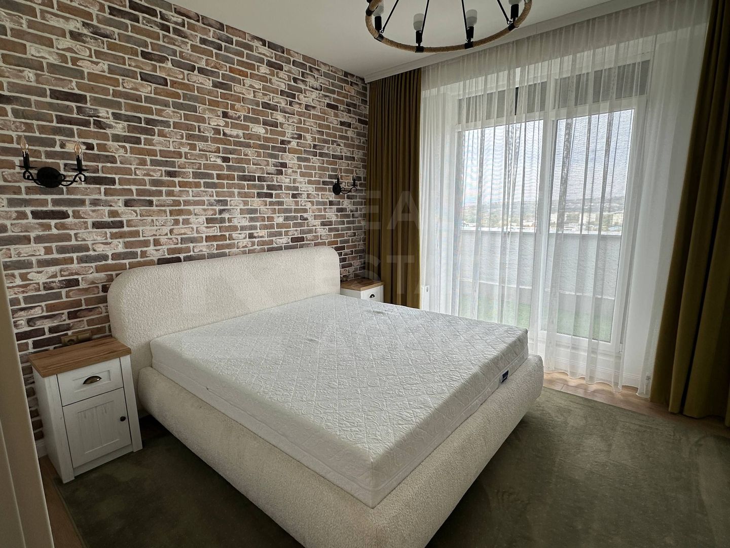 Chirie, apartament, 3 camere, Strada Calea Ieșilor, Buiucani - Poză 3