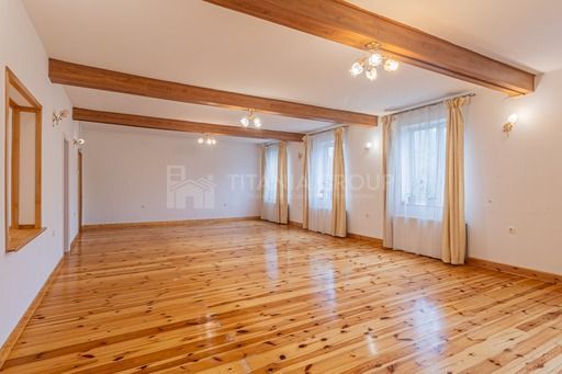 Vila in Poiana Brasov cu teren generos 1600mp, 2 corpuri, comision 0 - Poză 5