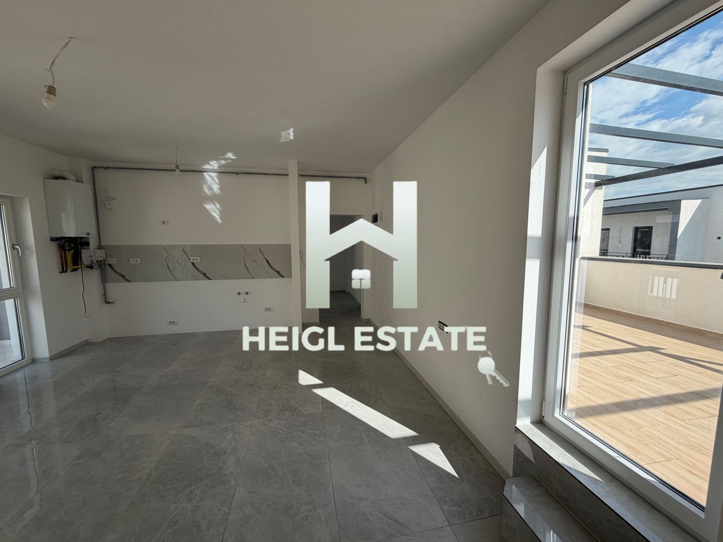 Apartament cu 2 camere si 45 mp terasa in zona Braytim - Poză 6