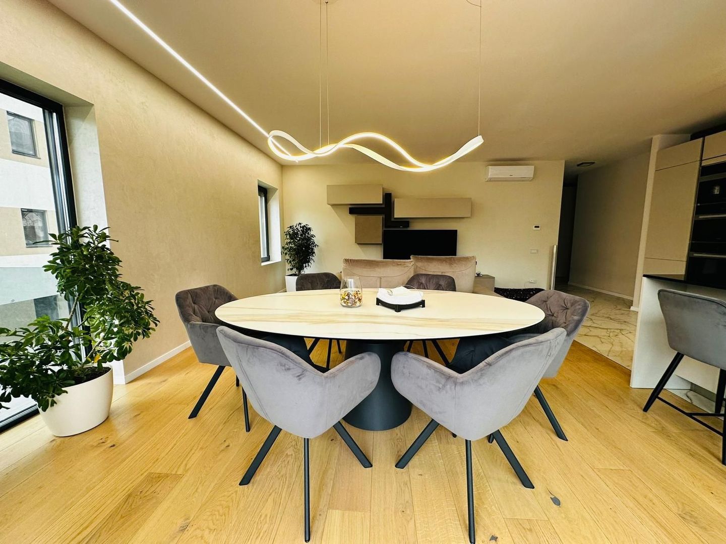 Apartament premium 4 camere | Finisaje lux – 135.7 | Spa & Piscina - Schiță 11