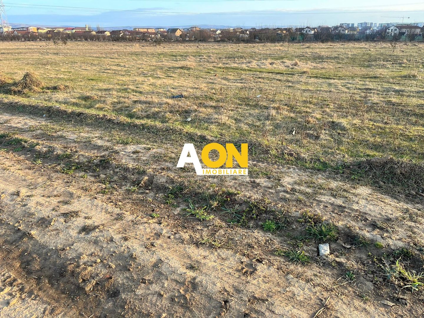 Teren de vanzare str. Emil Racovita, 900MP, toate utilitatile - Poză 3