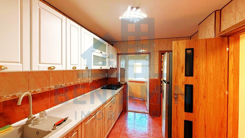 4 Camere-Ultracentral-Langa Mercur-Mobilat-Utilat-Disponibil Imediat - Poză 4