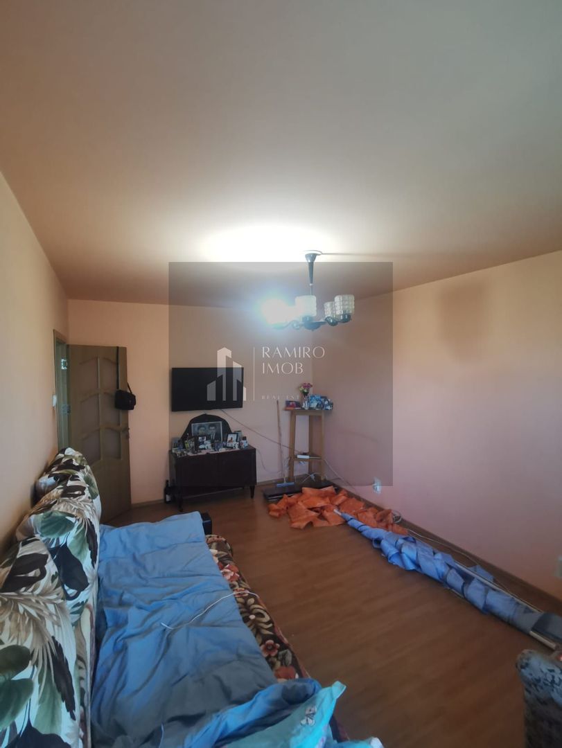 Apartament 3 camere decomandat Rahova - Poză 9