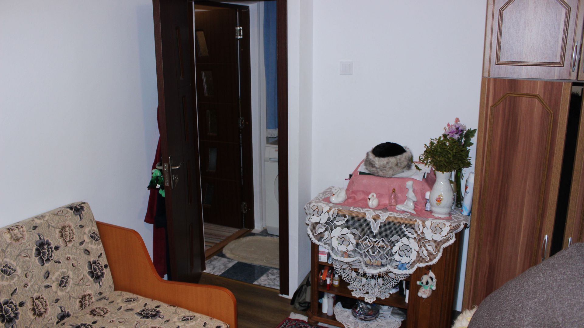 Apartament 2 camere etaj 2 Aleea Crinului - Poză 6