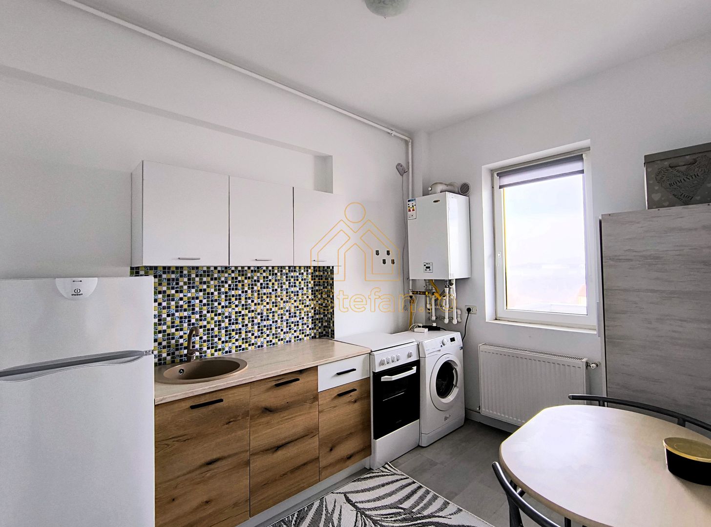 Garsoniera Mamaia Sat Gaz 2 Lifturi Bloc Nou Mobilata si Utilata - Poză 7