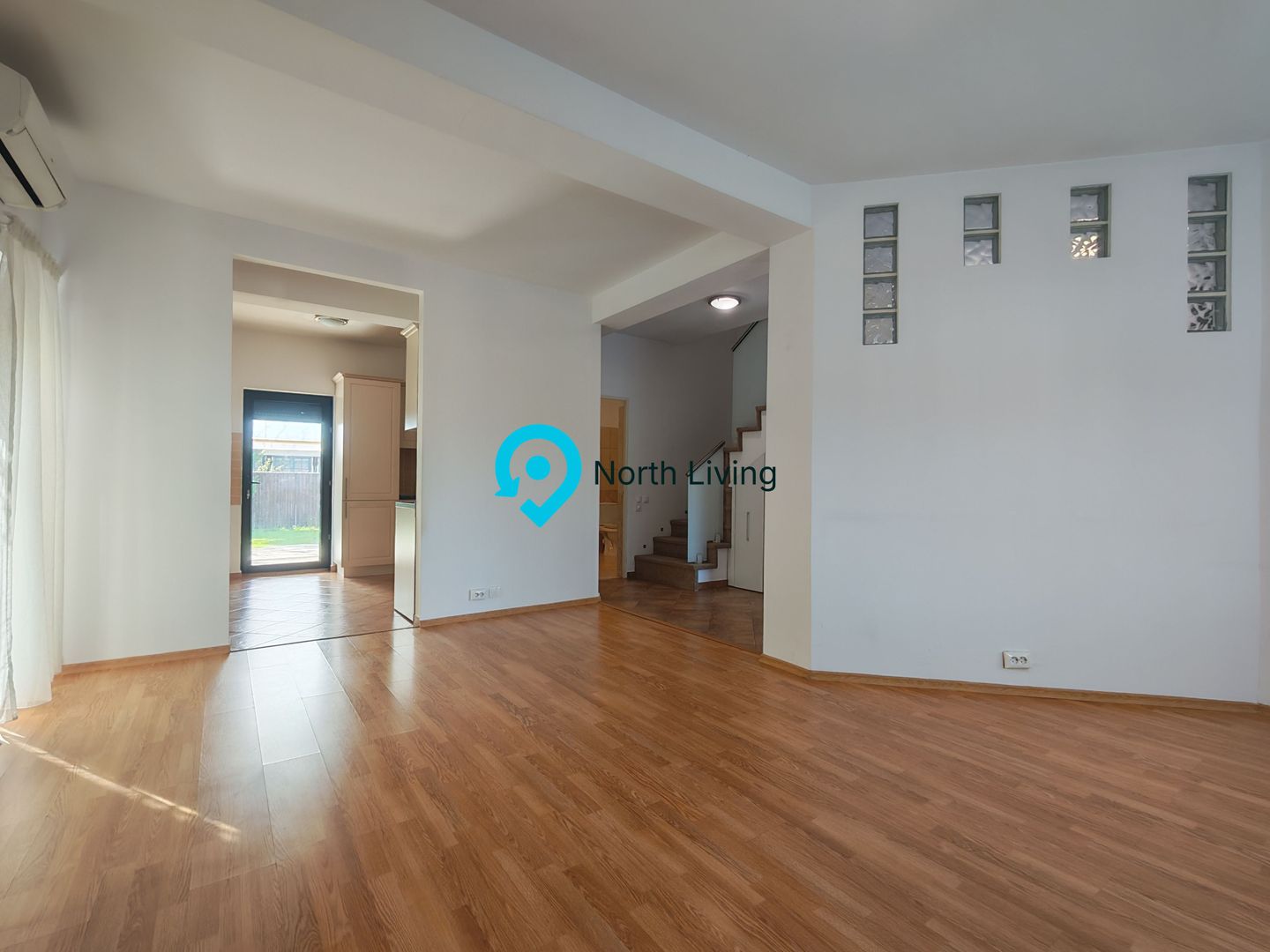 Vila 4 camere | Garaj | Curte 400 mp | zona Corbeanca - Tamas | - Poză 10