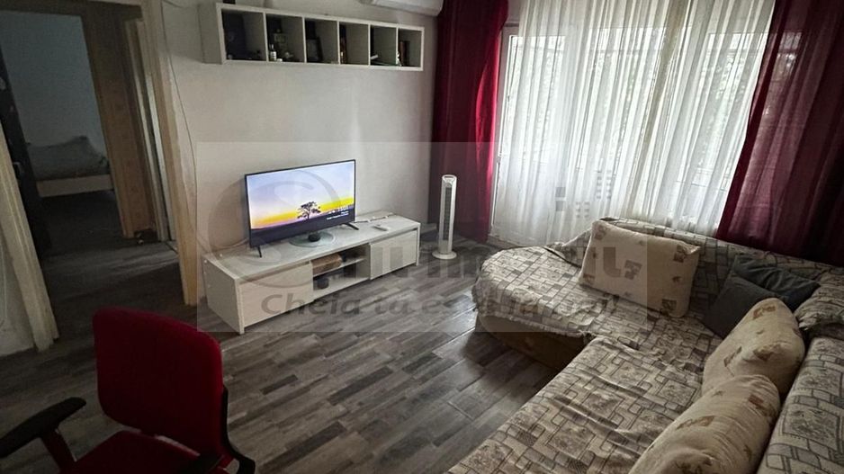Apartament 2 camere, semidecomandat, Podul de Piatră - Poză 2