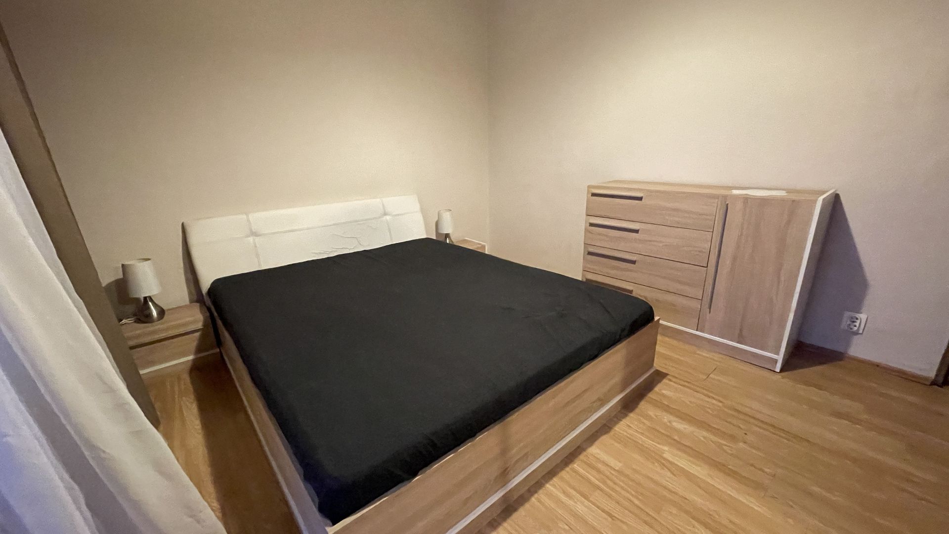 Apartament 2 camere,etajul 1,doua balcoane -zona Bucovina - Poză 16