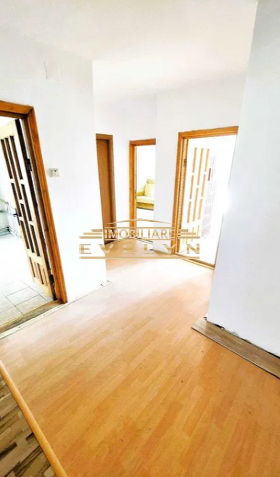 Apartament 3 camere, Strada Savenilor, pret 70.000 euro negociabil - Poză 2